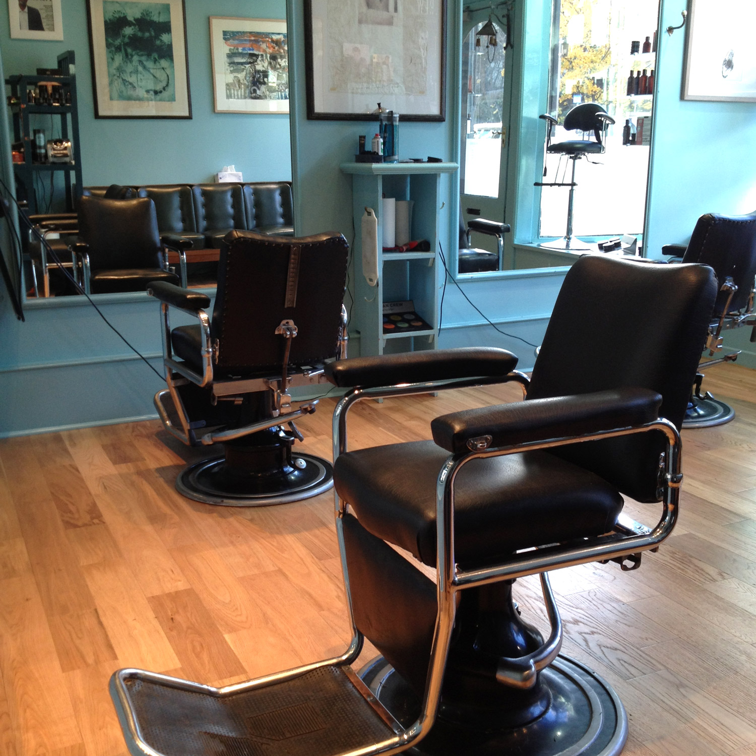 edinburgh-blue-barbers-dundas-street-interior